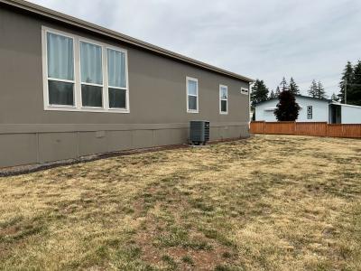 Photo 2 of 13 of home located at 18268 S Rose Ln Oregon City, OR 97045