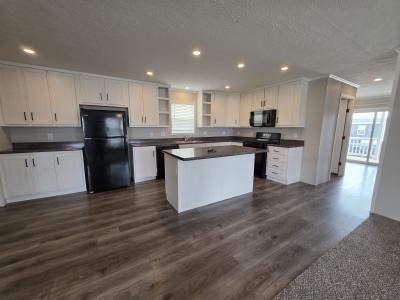 Photo 3 of 9 of home located at 815 Theresa Drive Flint, MI 48506