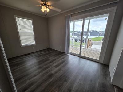 Photo 4 of 9 of home located at 815 Theresa Drive Flint, MI 48506