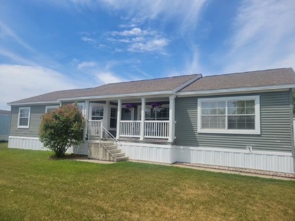 2005 Victorian 168S2200453 A Mobile Home