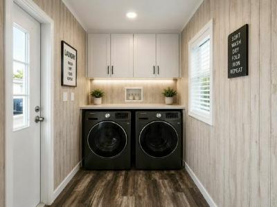 Photo 5 of 5 of home located at 1740 Hogue Ave Apopka, FL 32712