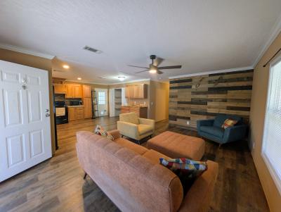 Photo 5 of 31 of home located at 9231 W Sweet Apple Court Homosassa, FL 34448