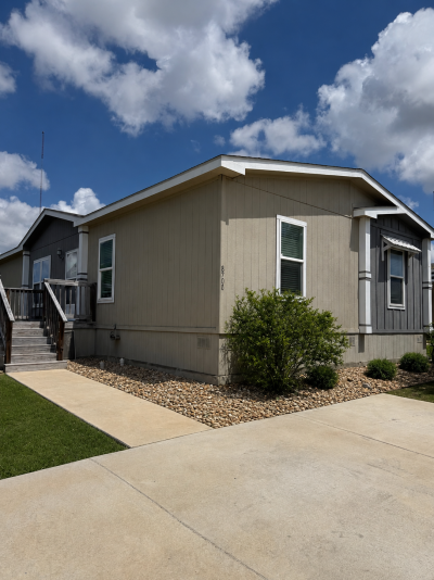 Mobile Home at 8700 Braxton Robert Rd Austin, TX 78724