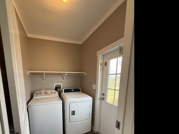 2016 Skyline unk Mobile Home