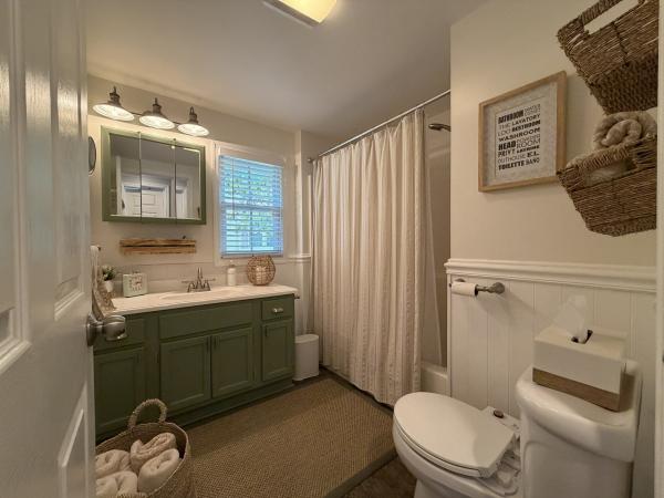1973 Broadmore 163 Mobile Home