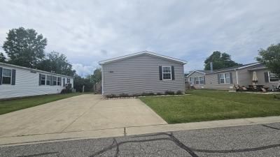 Photo 5 of 13 of home located at 6355 Kingsway Drive Fenton, MI 48430