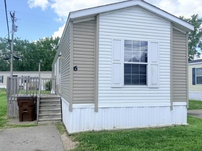 Photo 4 of 13 of home located at 10694  East St Rt 762, #6 #6M Lockbourne, OH 43137