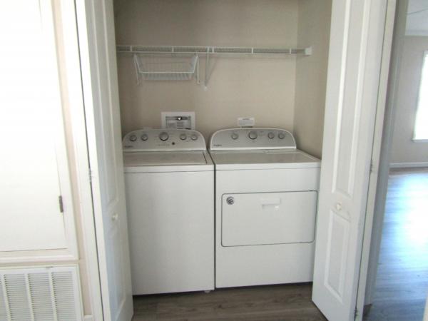 2021 CHAMPION/SKYLINE 4893 Mobile Home