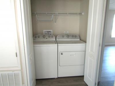 Photo 5 of 23 of home located at 34 Mata Court Lot 0187 Fort Myers, FL 33908