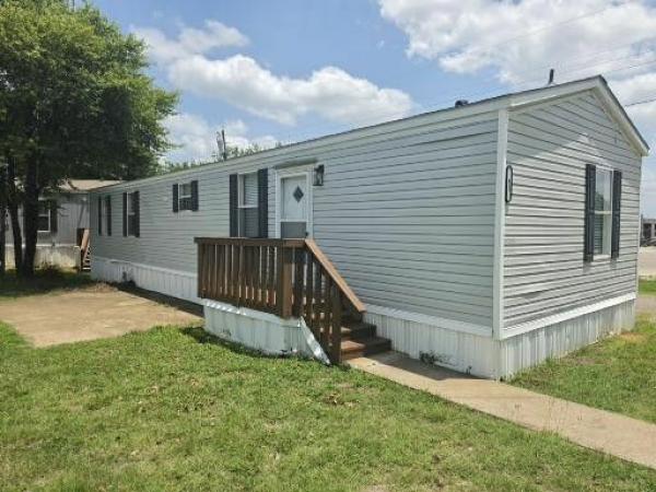 2005 Fleetwood Mobile Home For Sale