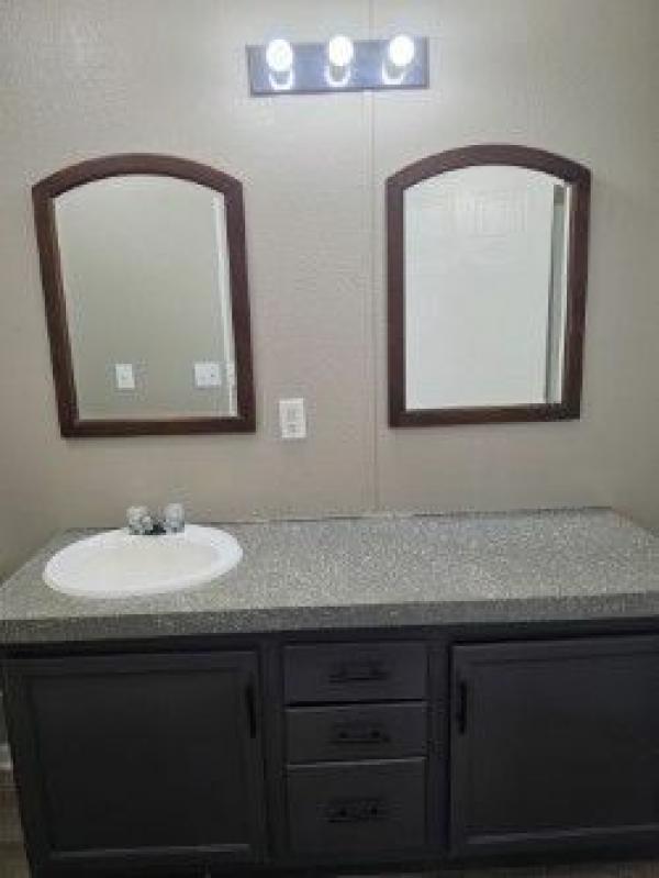 2005 Fleetwood Highland Park Mobile Home