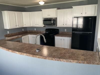 Photo 4 of 9 of home located at 321 Bridlewood Dr San Marcos, TX 78666