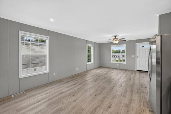 2026 Redman Homes 180 NWS-L-25208  Home