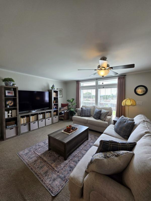 2021 Redman 183 NWDSA25612  Home