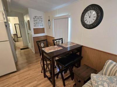 Photo 4 of 17 of home located at 37354 Toni Dr Avon Park, FL 33825