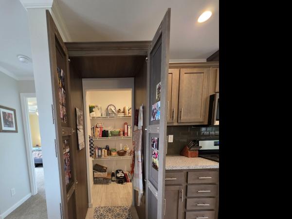 2021 Redman 183 NWDSA25612  Home