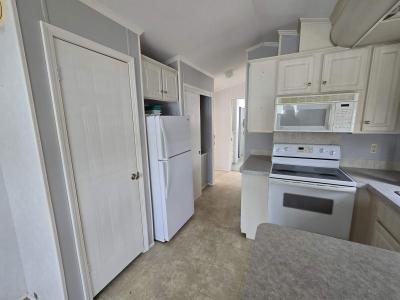 Photo 4 of 15 of home located at 3515 Andrew Circle Avon Park, FL 33825