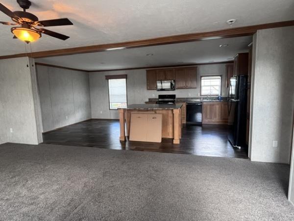 2023 Eagle River LC-60J6003  Home