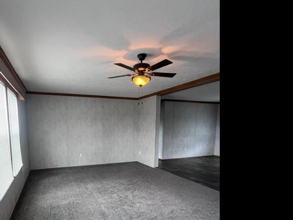 2023 Eagle River LC-60J6003  Home