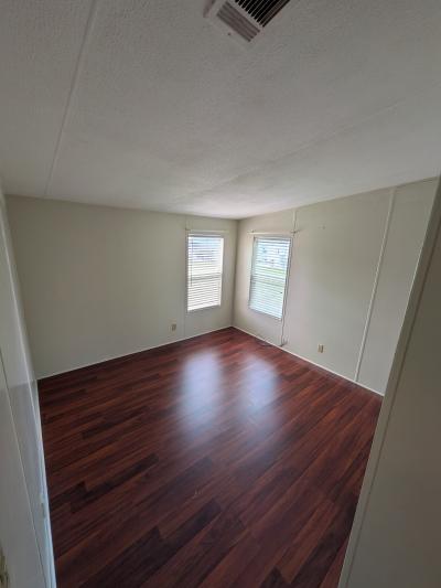 Photo 3 of 5 of home located at 5928 SW 59th Street Ocala, FL 34474