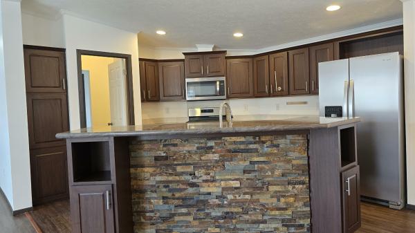 2017 COLONY 71 EASTLAND  Home