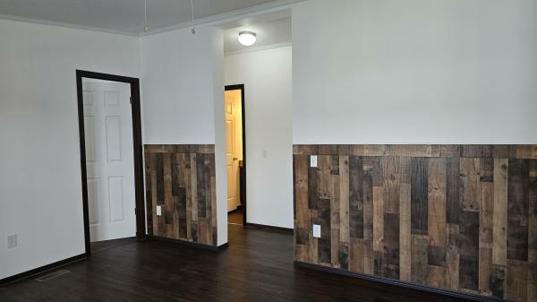 2017 COLONY 71 EASTLAND  Home