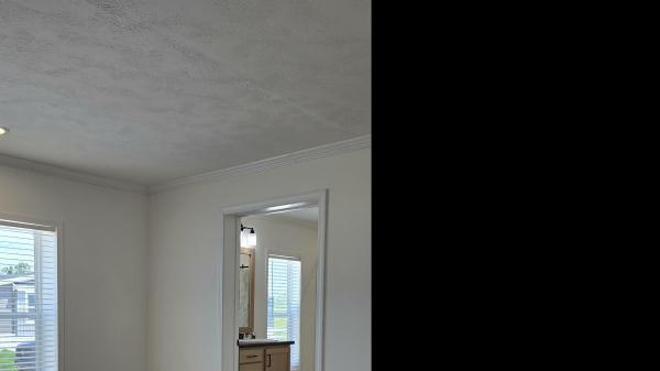2026 SKYLINE 212 80D611  Home