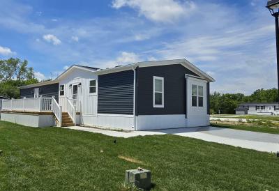Mobile Home at 27484 Oregon Rd. Lot 216 Perrysburg, OH 43551