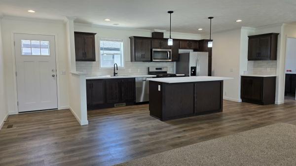 2026 SKYLINE 80D611  Home