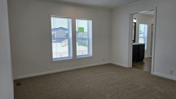 2026 SKYLINE 80D611  Home