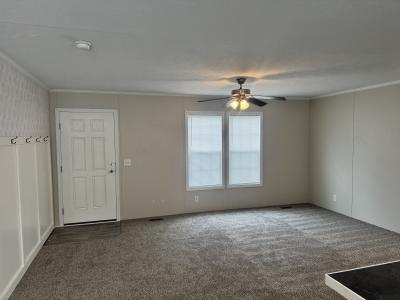 Photo 3 of 12 of home located at 165 S. Opdyke 213 Auburn Hills, MI 48326