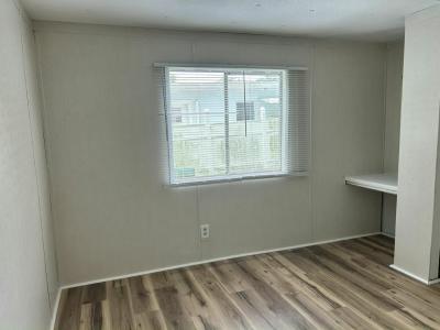Photo 5 of 8 of home located at 10720 54th Avenue N, Lot 38 Saint Petersburg, FL 33708