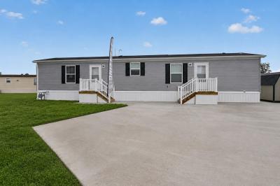 Mobile Home at 62 E Sprucewood Dr Sandusky, OH 44870