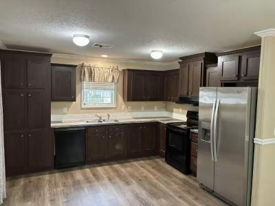 Photo 2 of 11 of home located at 8518 Gibsonton Dr 37 Gibsonton, FL 33534