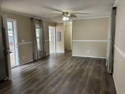 Photo 3 of 11 of home located at 8518 Gibsonton Dr 37 Gibsonton, FL 33534