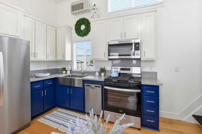 Photo 2 of 11 of home located at 1700 El Camino Real #10-10 South San Francisco, CA 94080