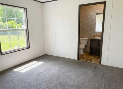 Photo 4 of 8 of home located at 707 Feldman Dr. Lot 45 Lincoln, IL 62656