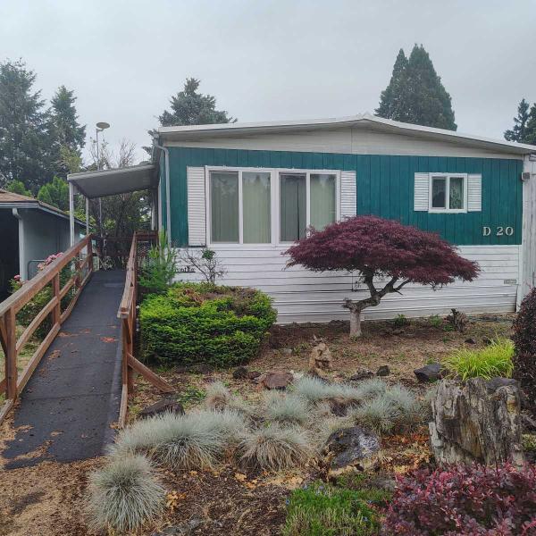 1971 FRONT Mobile Home For Sale