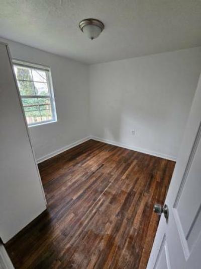 Mobile Home at 704 E Street #4 Washougal, WA 98671