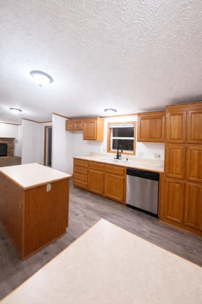 Photo 3 of 37 of home located at 22625 S Woodside Drive Channahon, IL 60410