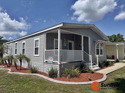 Mobile Home at 13148 Lime Avenue Grand Island, FL 32735