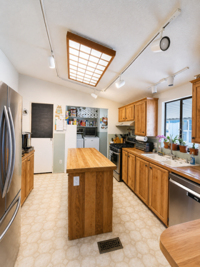 Photo 5 of 8 of home located at 20401 Soledad Canyon Rd, #349 Canyon Country, CA 91351