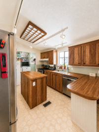 1985 Fleetwood LC Manor  Mobile Home