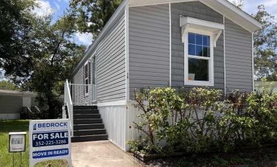Photo 2 of 8 of home located at 5301 NE 27th Ave Gainesville, FL 32609