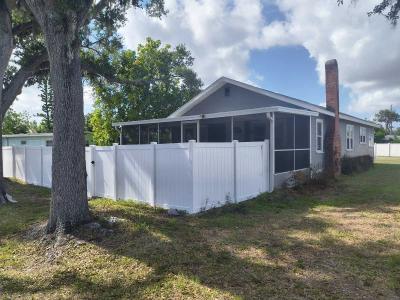 Photo 2 of 3 of home located at 904 44th Ave E Bradenton, FL 34203