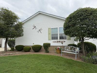 Mobile Home at 23021 Pinehurst Dr Frankfort, IL 60423