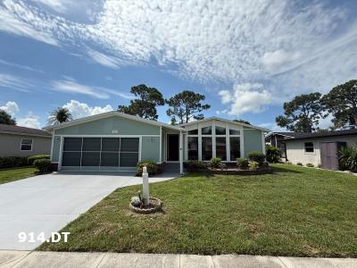 Mobile Home at 914 Via La Paz North Fort Myers, FL 33903