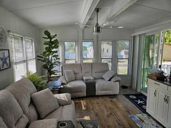 1985 Kropf Mobile Home For Sale