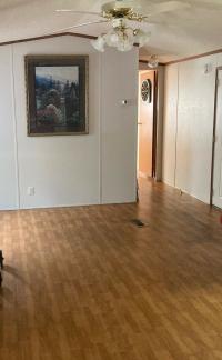2000 Victoria 2000 Mobile Home