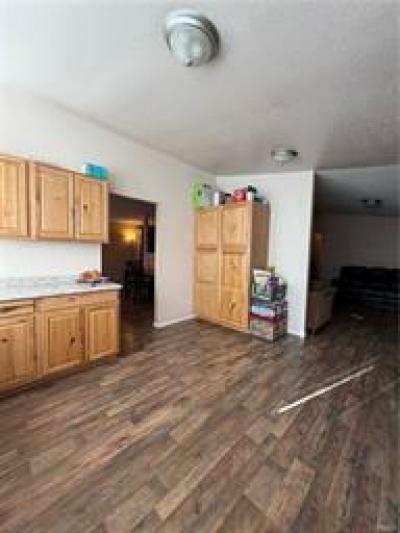 Photo 3 of 6 of home located at 29021 Bouquet Canyon Unit#201 Saugus, CA 91350